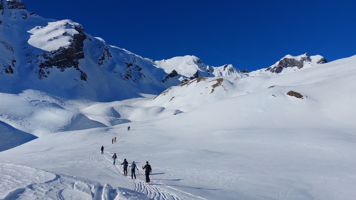 Une image contenant plein air, neige, nature, Relief glaciaire
Le contenu généré par l’IA peut être incorrect.