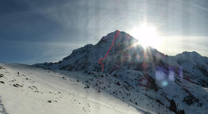 Les Grands Moulins : couloir nord-ouest et tout-terrain en face sud image article