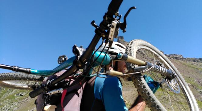 12 roues dans la Yaute image article