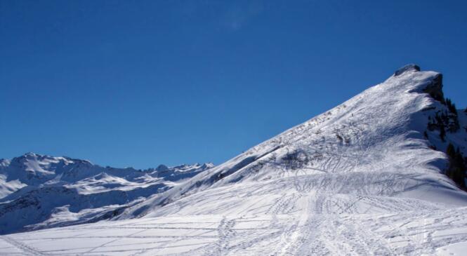 Roche Parstire à un jet de casque du Grand Mont !!! image article