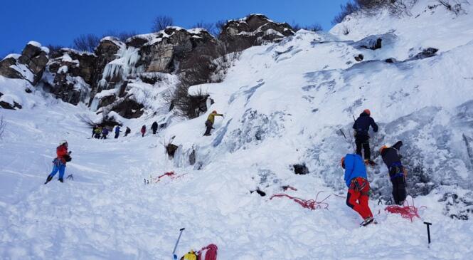 Cycle découverte alpinisme : week end glace / Samedi 04 Janvier image article