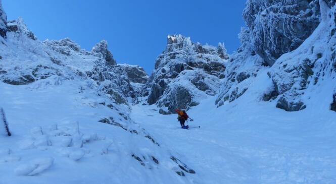 Cycle Initiation Ski Alpinisme Un Peu Engagé (ISAPE) Et on remet ca pour 2020/2021 ! image article