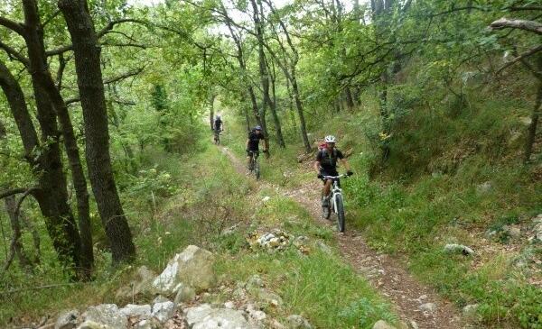 Semaine multi-activités St Guilhem le Désert image article